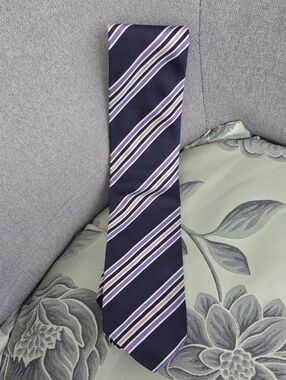 Brioni Striped Navy and Purple Men's Necktie. B37